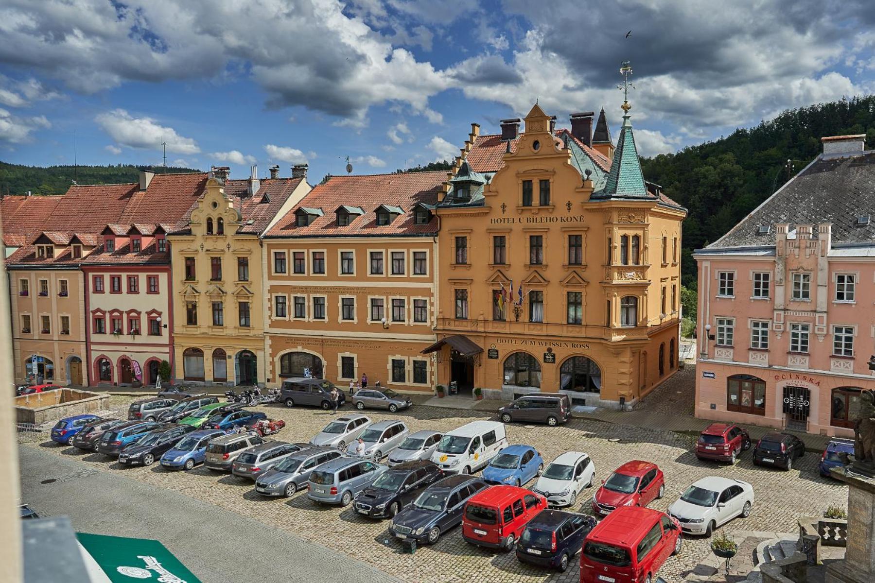 Pension Ulrika - Ubytovani Pod Hradem Loket Kültér fotó